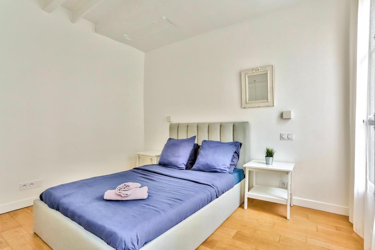 פריז Superbe Appartement Bon Marche Saint Germain Free Netflix מראה חיצוני תמונה